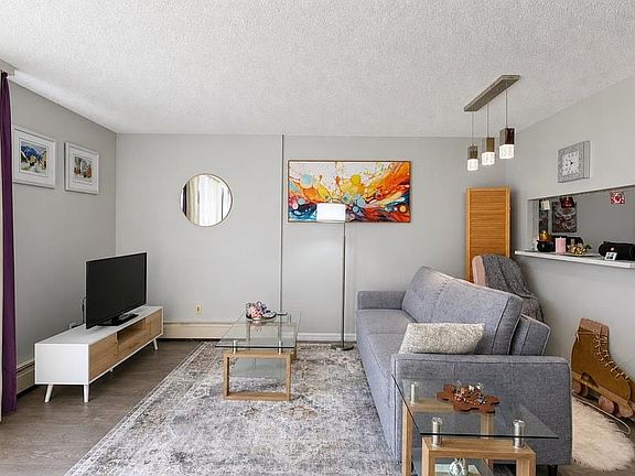 4th image of 9320 Parksville Dr #505