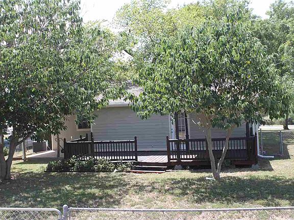 3rd image of 1009 Avenue E