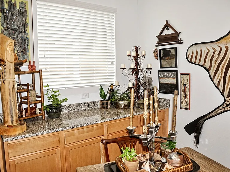 1584 Sorenson Dr — Photo 3