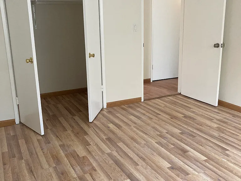 1433 17th St #6 — Photo 7