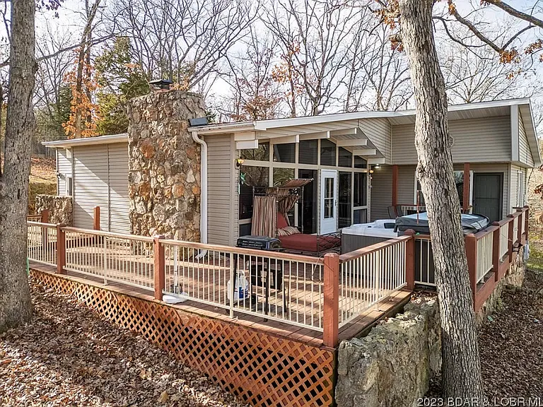 128 Hawk Cir — Photo 35