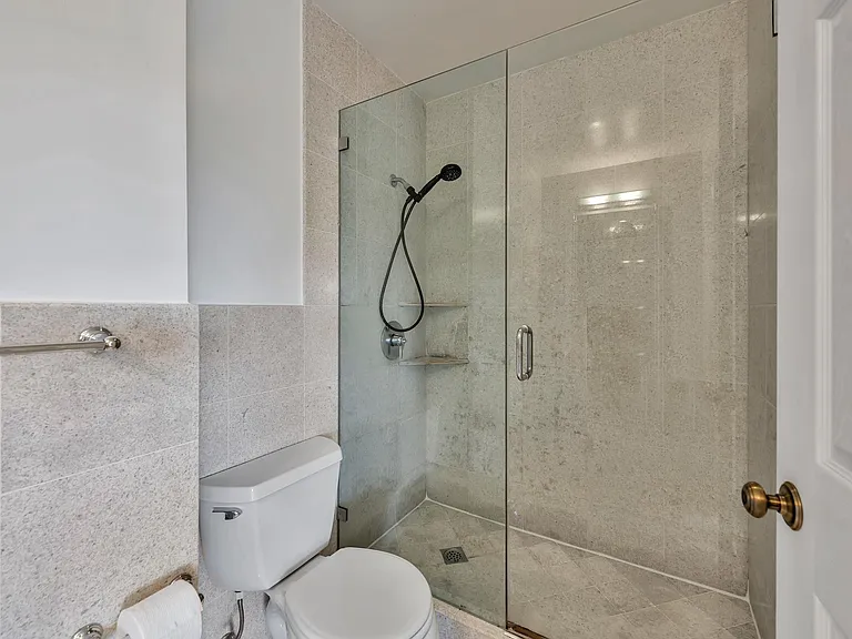 603 Stonegate Dr — Photo 18