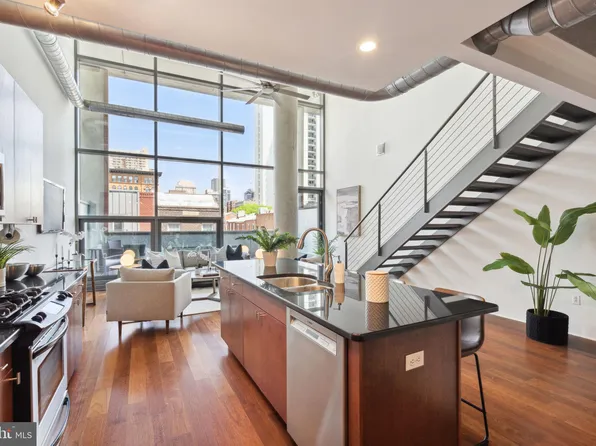 1352 South St Unit 312, Philadelphia, PA 19147