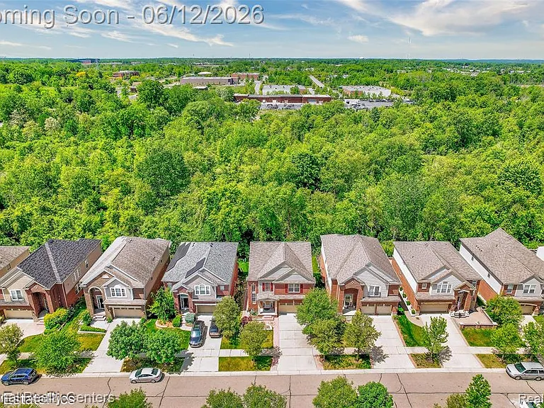 45149 Bartlett Dr — Photo 6