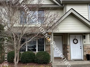 90 Rotunda Cir, Asheville, NC 28806