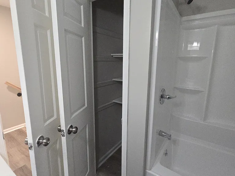 1307 W Meadowview Rd #F — Photo 15