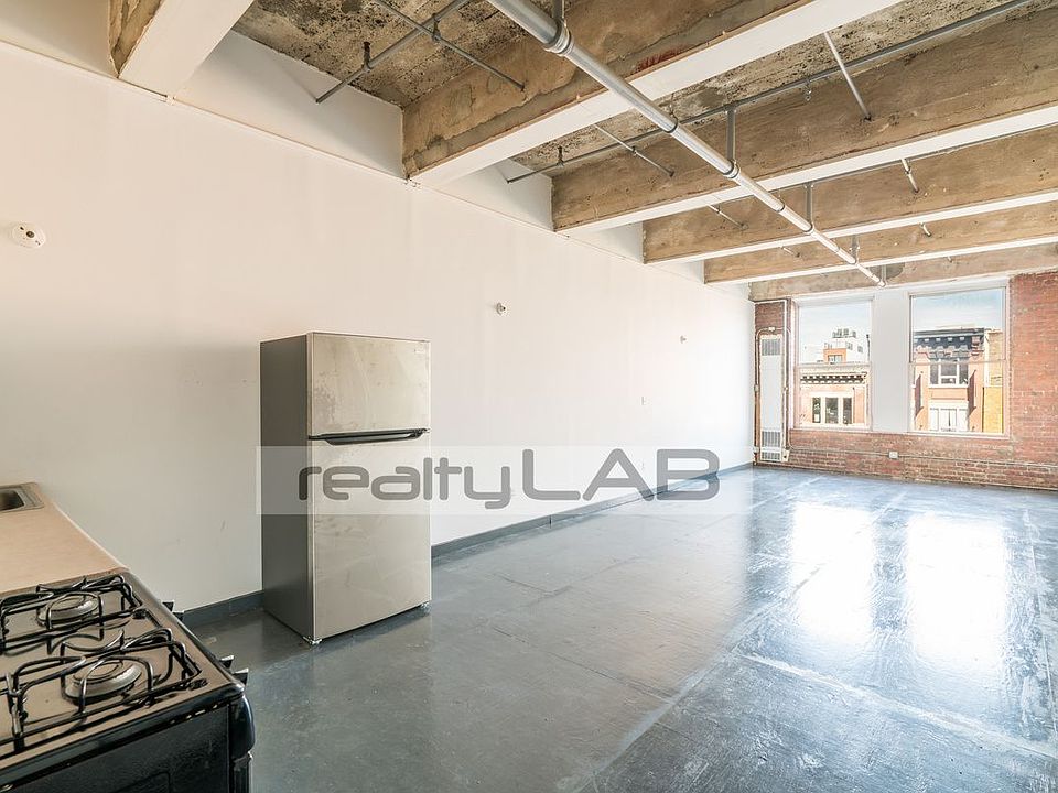 1st image of 1236 Atlantic Ave #18