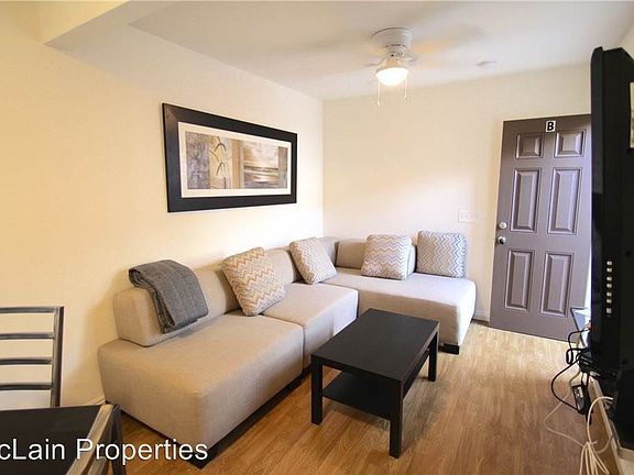 3rd image of 1018 S Myers St #1018 S.