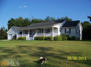 91 Stonebrook Ln, Cleveland, GA 30528