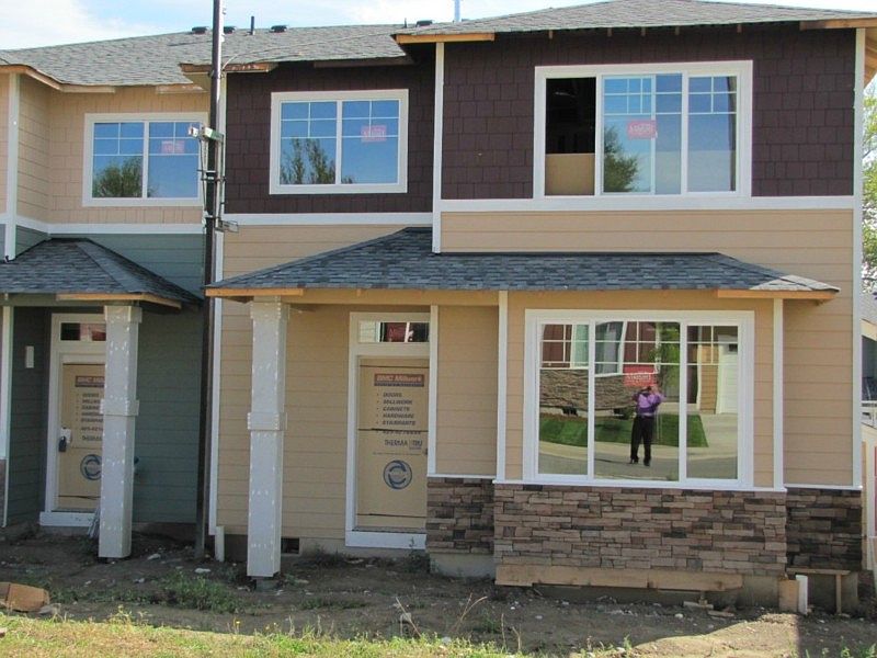 1st image of 2176 S 262nd Ct
