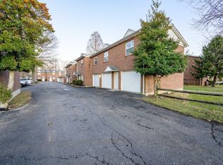 113 College Street Rd APT E, Elizabethtown, KY 42701