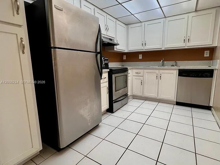 700 NW 214th St #411 — Photo 6