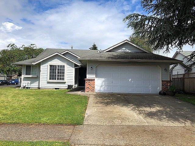 1st image of 3911 NE 123rd Ave