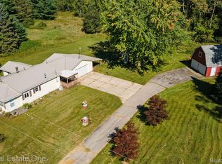 4575 Cummings Rd, Rhodes, MI 48652