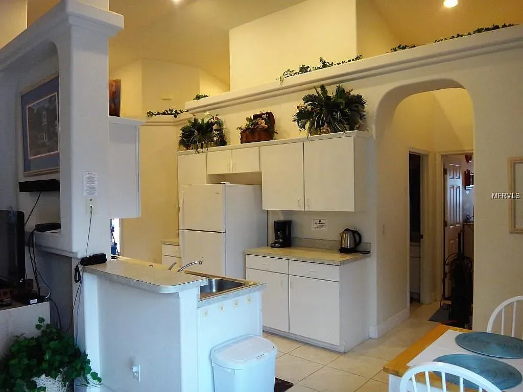 4 bed, 1597 sqft, $3,750 — Photo 3
