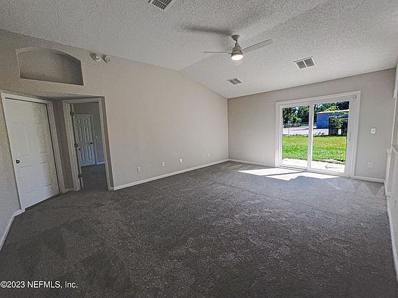 3rd image of 8548 MAYALL Drive