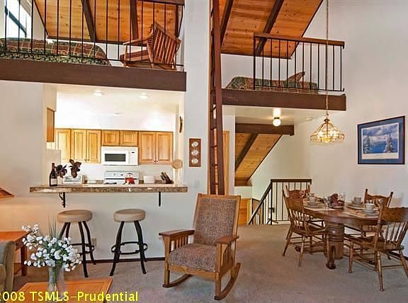 3rd image of 2755 N Lake Blvd #106