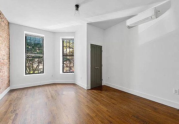 5th image of 323 Stuyvesant Ave #2