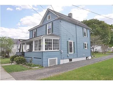 1115 Ovid St photo 1