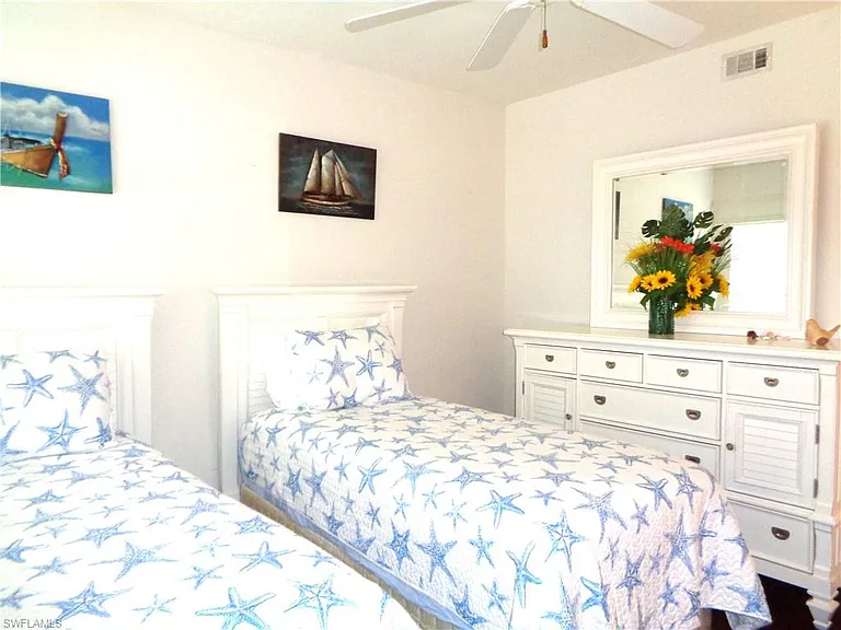 6260 Bellerive Ave #4 — Photo 32