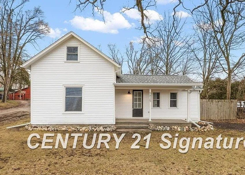 5825 Sibley Rd photo 1