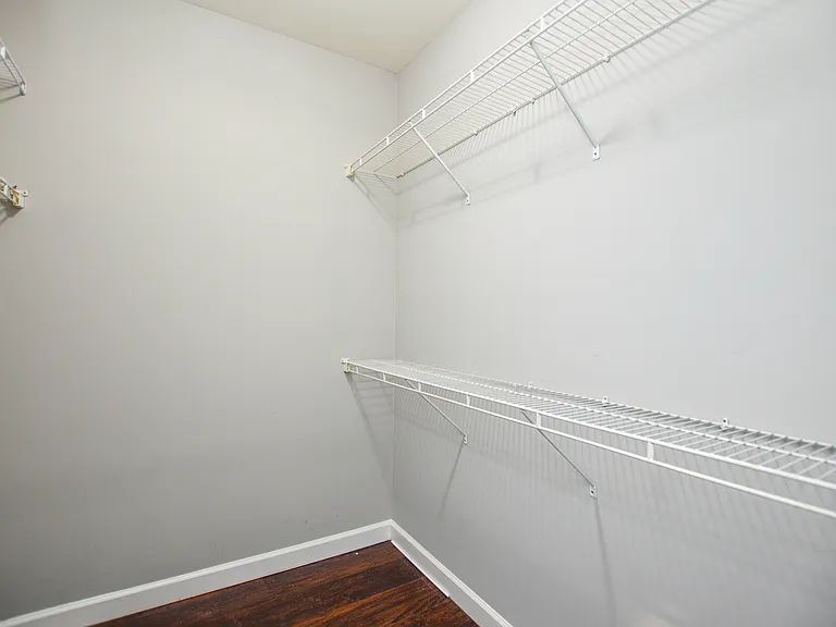 10663 Hill Point Ct — Photo 16