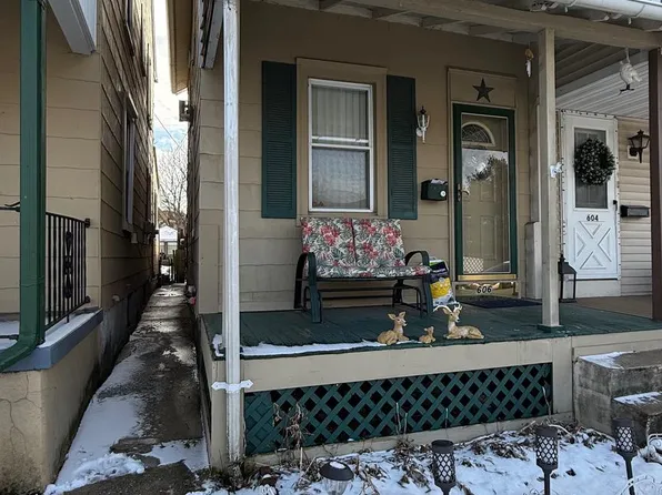 606 Tuckerton Ave, Temple, PA 19560