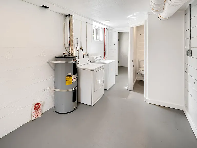 1406 NE 6th Ave — Photo 18
