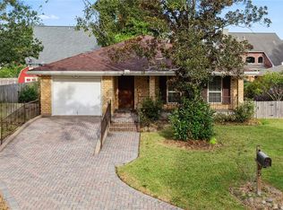 5 Garden Pl, River Ridge, LA 70123