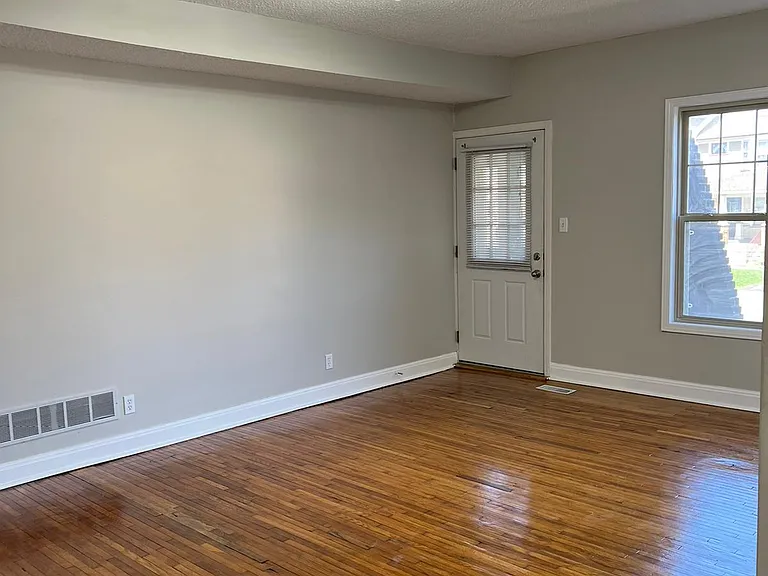 1718 Glenmont Rd #2 — Photo 14