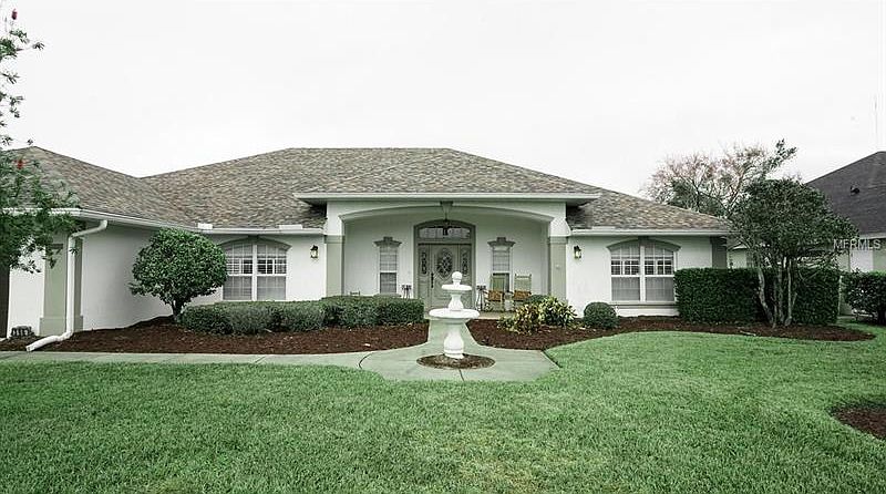 1st image of 396 Hinsdale Dr
