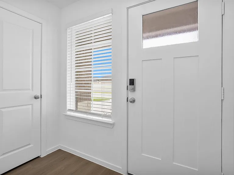 3518 Grassland Dr — Photo 4