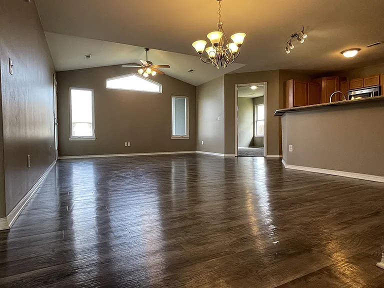 1001 Kadence Ln — Photo 30