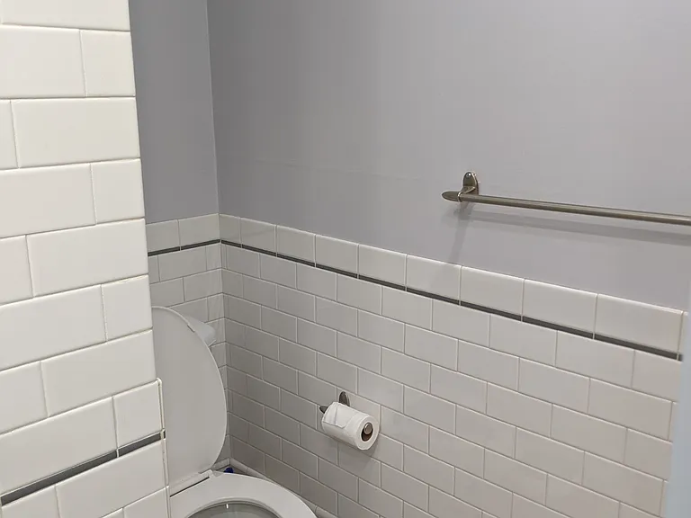 1818 Broadway St #204 — Photo 10