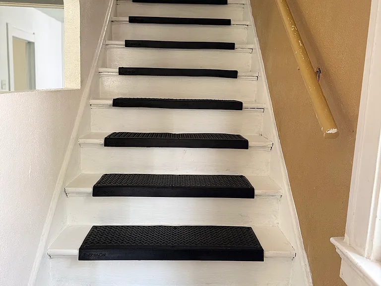 1029 Homer Ave — Photo 5