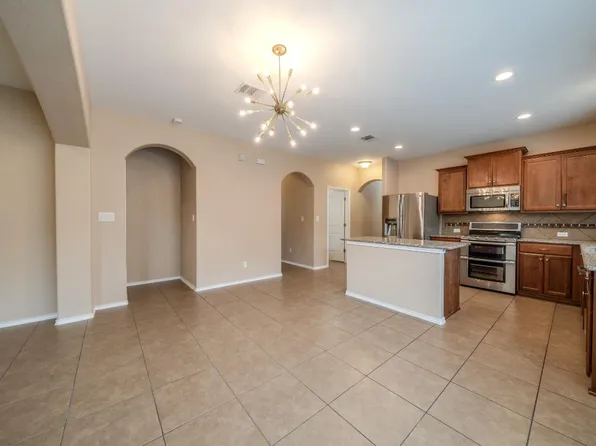 304 Jack Ryan Ln, Austin, TX 78748