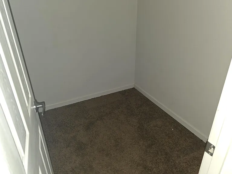 931 Wild Rose Ct — Photo 14