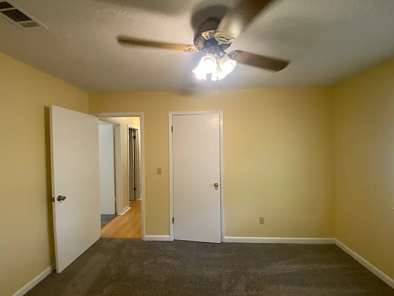 3235 Auburn Pkwy — Photo 25