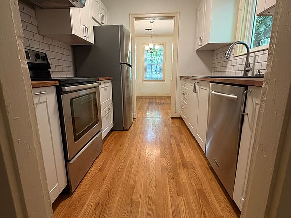 5th image of 1804 York Ave
