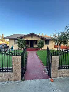 1560 E 66th St, Los Angeles, CA, 90001