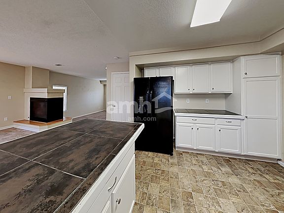 4th image of 4076 Orleans Ct
