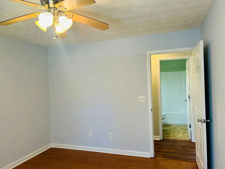 2690 Sharpsburg McCullum Rd — Photo 32