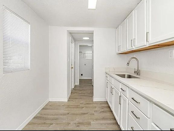 3rd image of 4214 E Palifox St