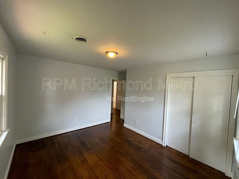 3600 Ghent Dr — Photo 17
