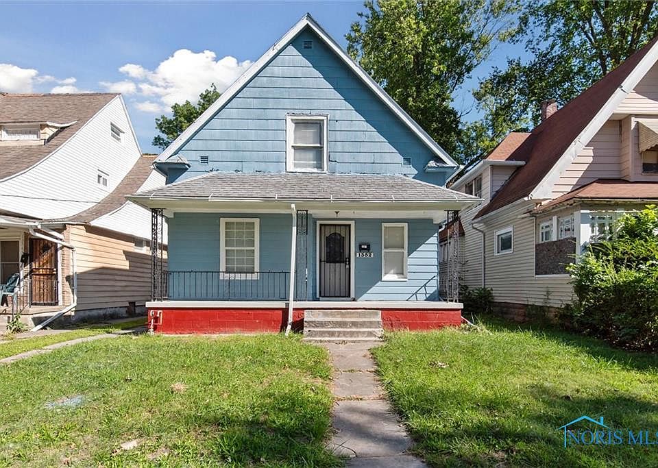 1st image of 1352 Prospect Ave