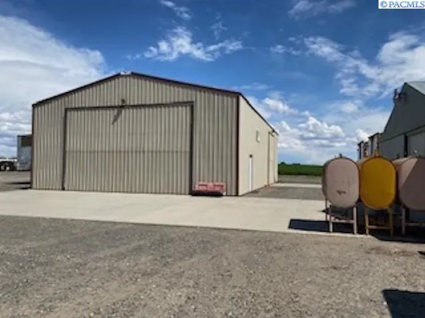 1901 Selph Landing Rd, Pasco, WA 99301