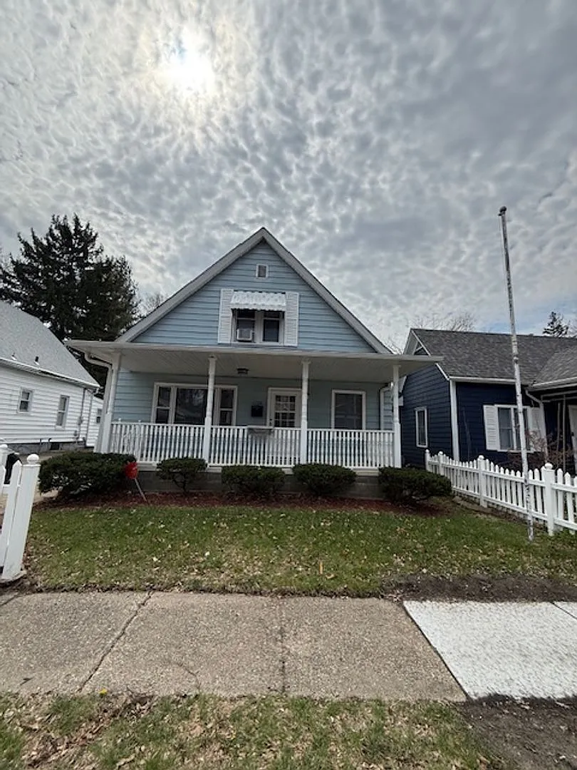 1134 W. Cook — Photo 1