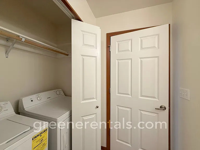 Oly-Evergreen Landing Apartments — Photo 11