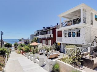 229 8th St, Manhattan Beach, CA 90266