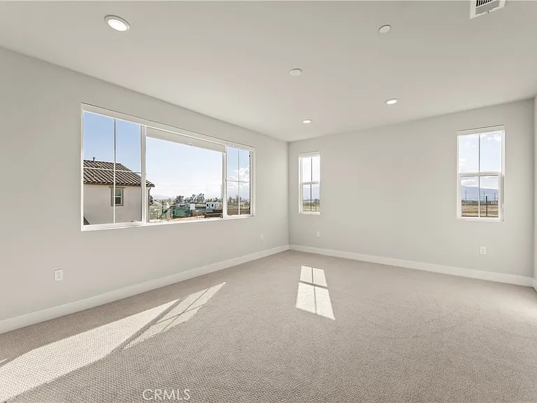 16717 Dara Ave — Photo 29